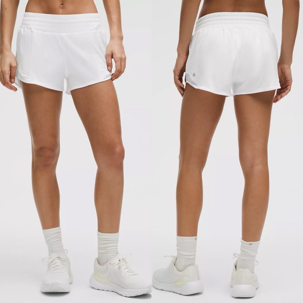 Lululemon Hotty Hot High-Rise Lined Short 2.5" in White | Size 6